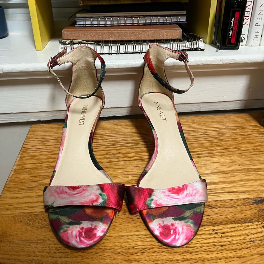 Nine West women’s 7 heels